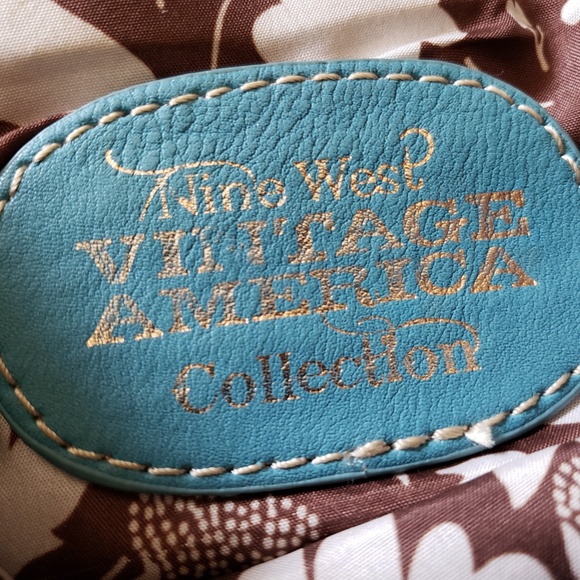 Nine West Vintage America Collection small purse - Picture 4 of 4